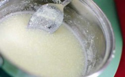 牛奶胶水制作过程（用牛奶制作胶水需要的材料是）