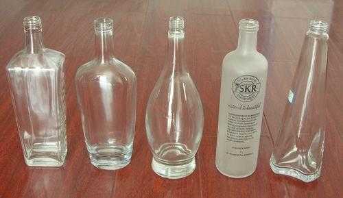 玻璃酒瓶制造过程图（玻璃酒瓶是怎样制作的）-图1