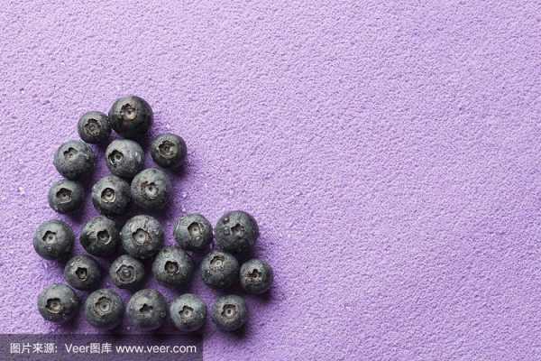 蓝莓紫色掉色过程（蓝莓变紫色）-图3